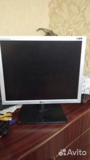 Монитор LG
