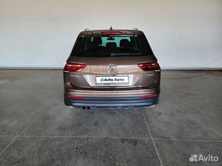 Volkswagen Tiguan 1.4 AMT, 2018, 106 000 км