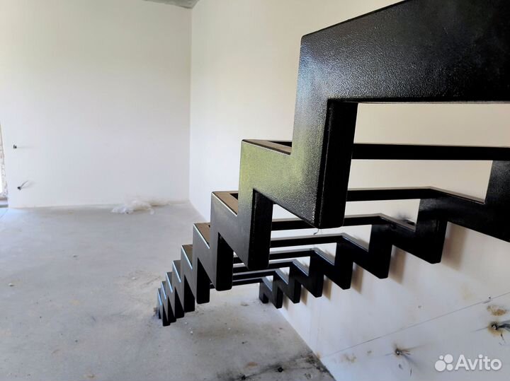 Лестница на второй этаж