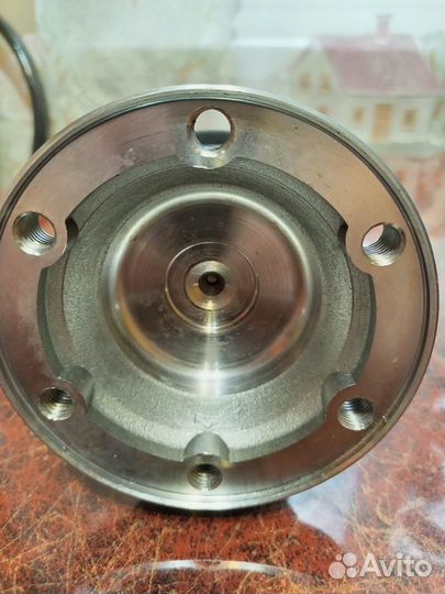 Продам промежуточный вал Volkswagen T4