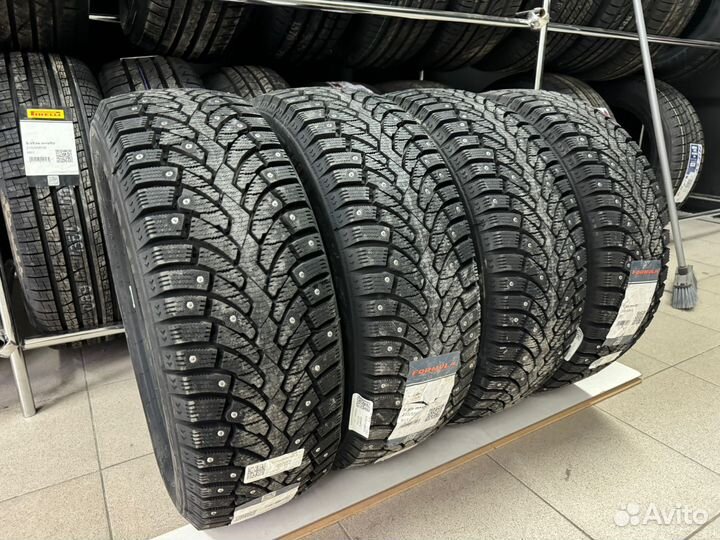 Pirelli Formula Ice 215/65 R16