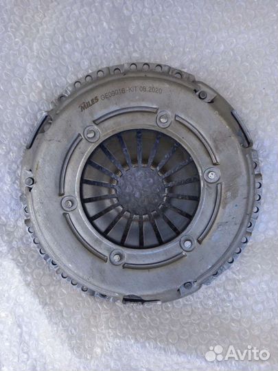 Корзина сцепления VW Polo седан,Miles GE 09016