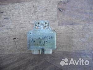 Реле топливного насоса Mitsubishi Galant (E3) 198