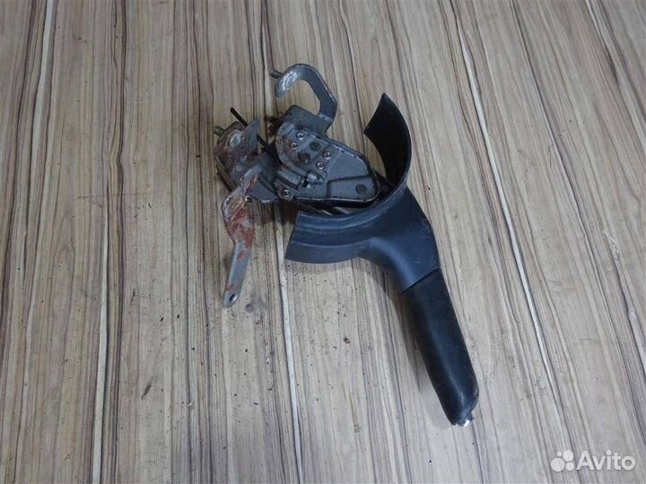 Рычаг стояночного тормоза Ford Mondeo III 2000-20