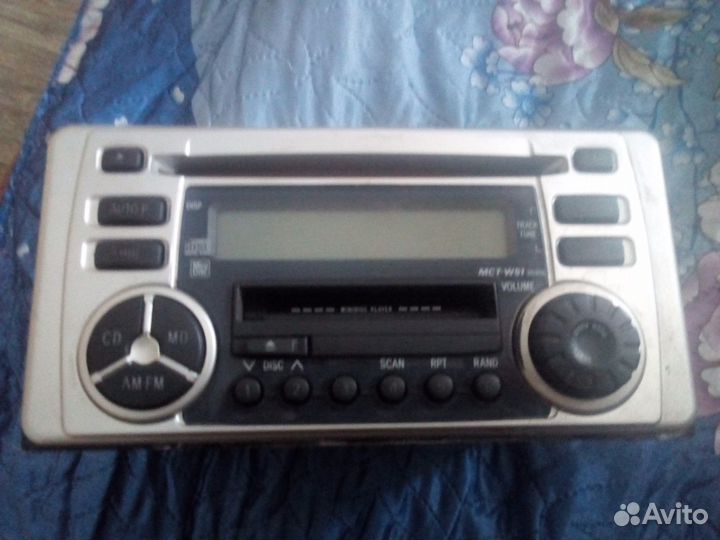 Продам оригинальную японскую магнитолу