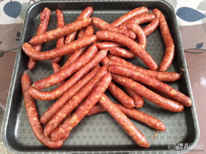 Вахта в самой Москве.Упаковка колбасок.2р питание