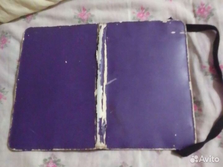 Чехол от планшета