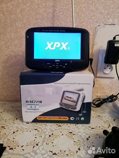 Автомобильный телевизор