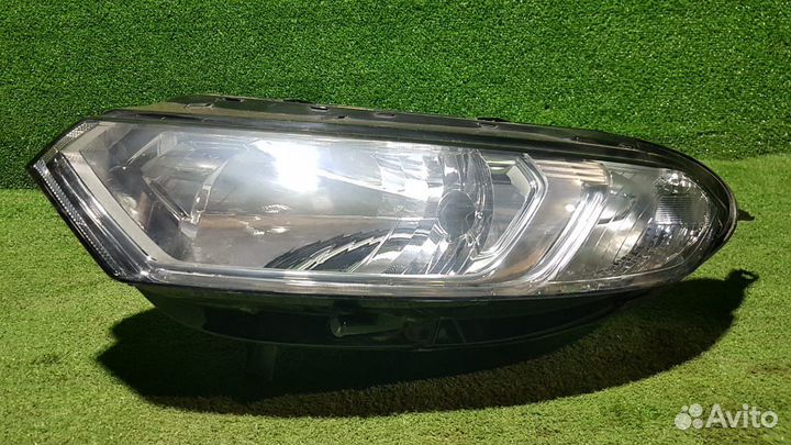 Левая фара Ford EcoSport