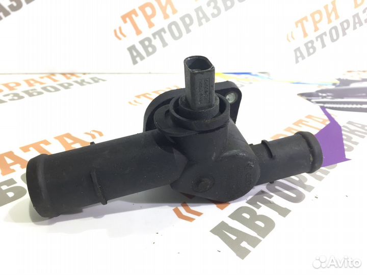 Шкода Октавия Корпус термостата