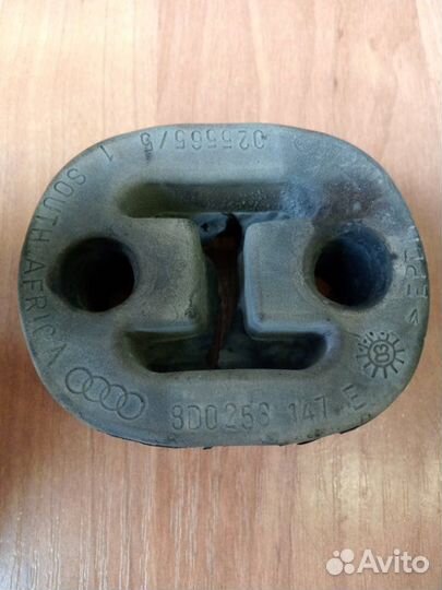 Подушка глушителя Volkswagen Passat B5+ седан ALZ