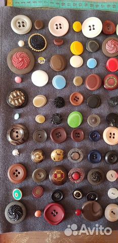 Пуговицы новые, образцы, количество по запросу