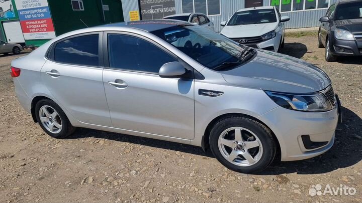 Kia Rio 1.4 AT, 2013, 130 000 км