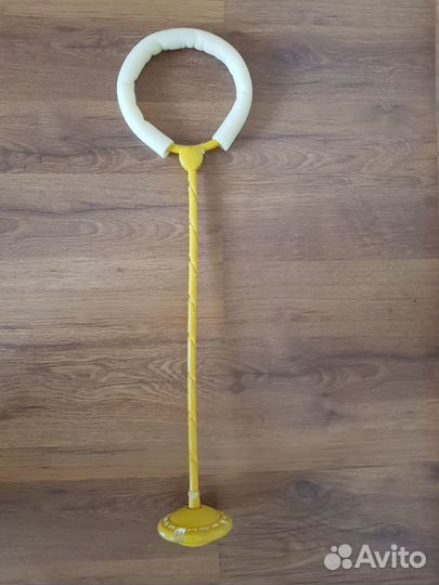 Нейроскакалка на одну ногу со светящимся LED-ролик