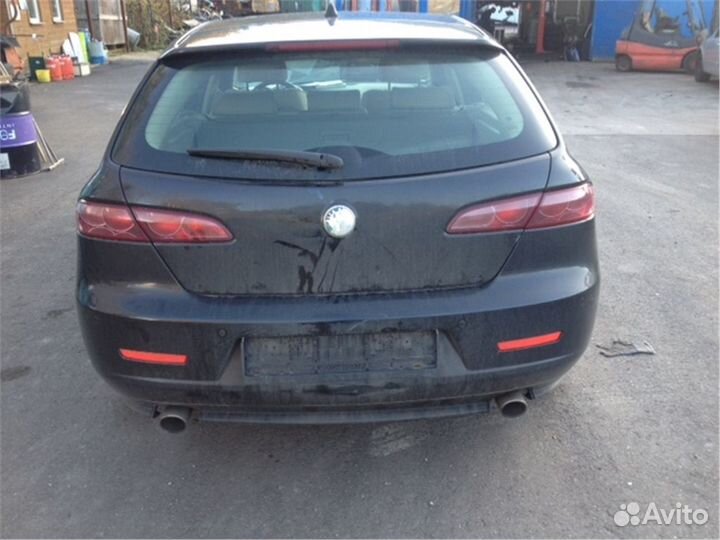 Разбор на запчасти Alfa Romeo 159