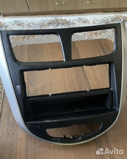 Рамка для 1 din магнитолы от hyundai solaris