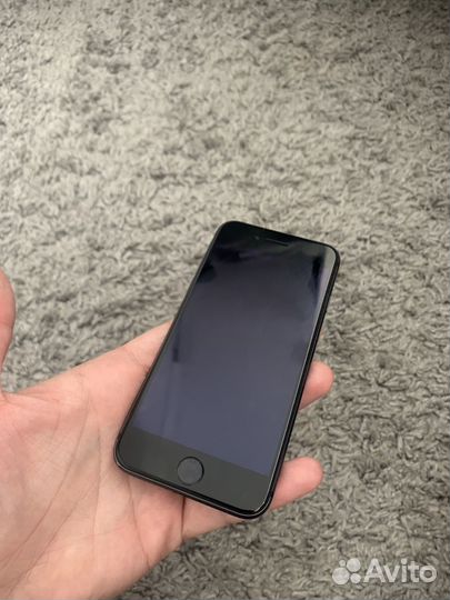 iPhone 8 64GB