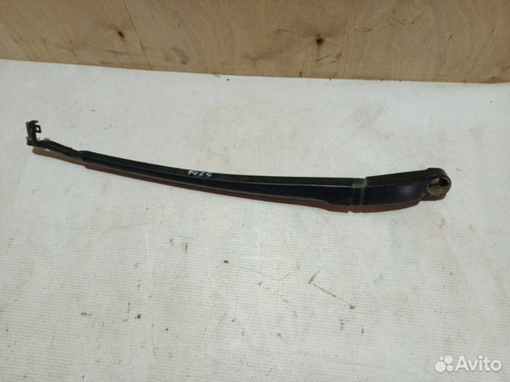 Дворник лобового стекла передний левый Volkswagen