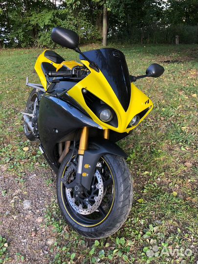 Продам Yamaha yzf-r1 2009