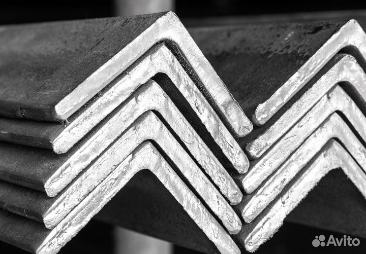 Уголок металлический