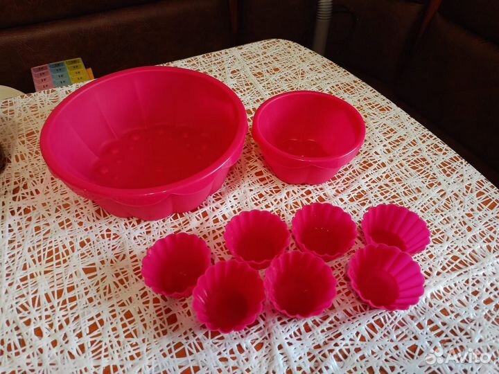 Силиконовые и бумажные формы для выпечки