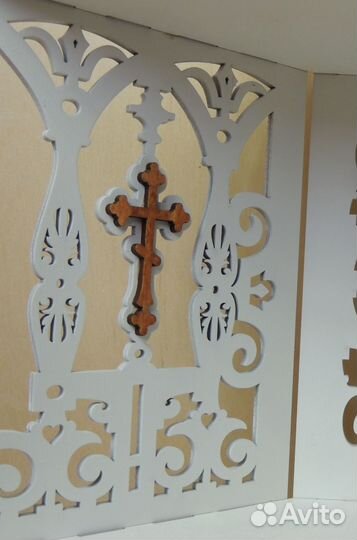 Полка для икон/ иконостас домашний угловой