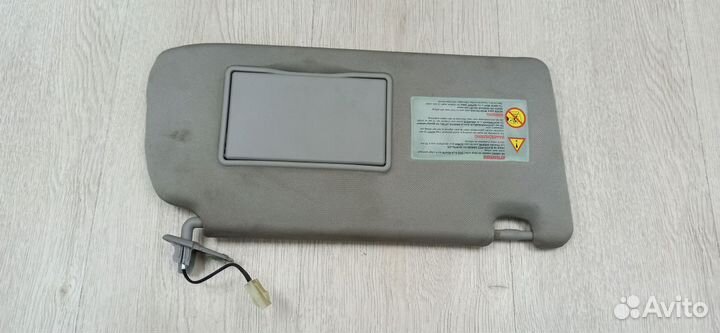 Козырек солнцезащитный Nissan pathfinder R51 Прав