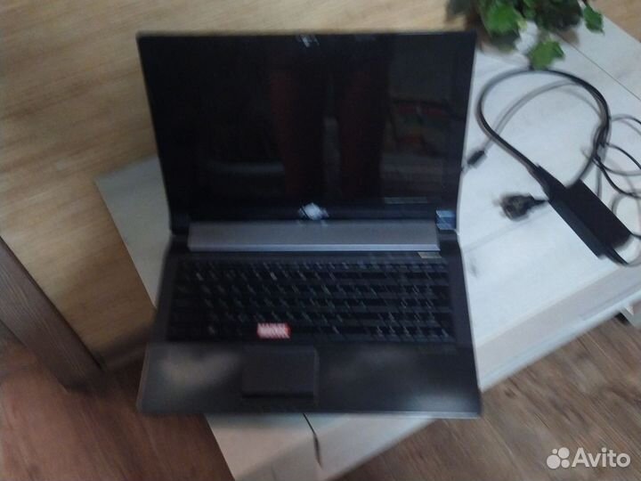 Ноутбук asus