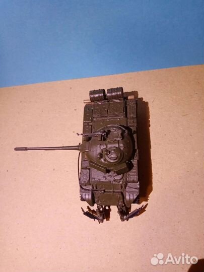 Модель 1/72 Т-55