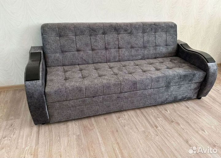 Прямой диван на заказ