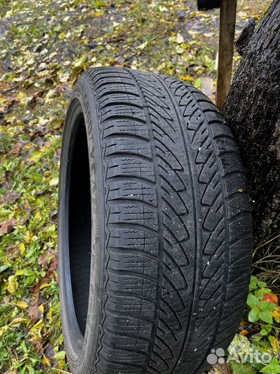 Goodyear UltraGrip 8 Performance 225/45 R18 37L