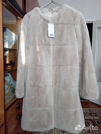 Шуба Mangо новая женская искусственная