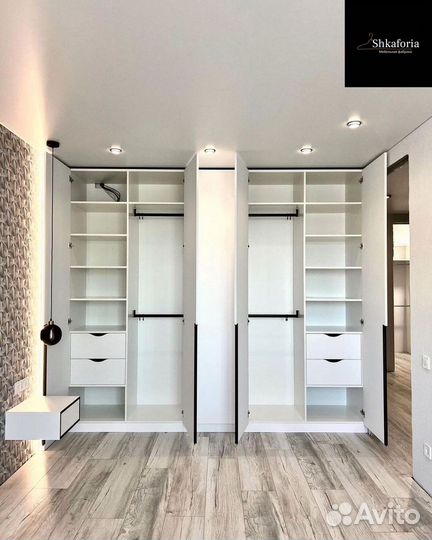 Шкаф стильный