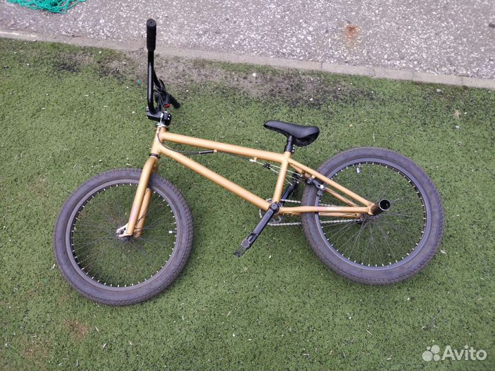 Трюковой велосипед bmx