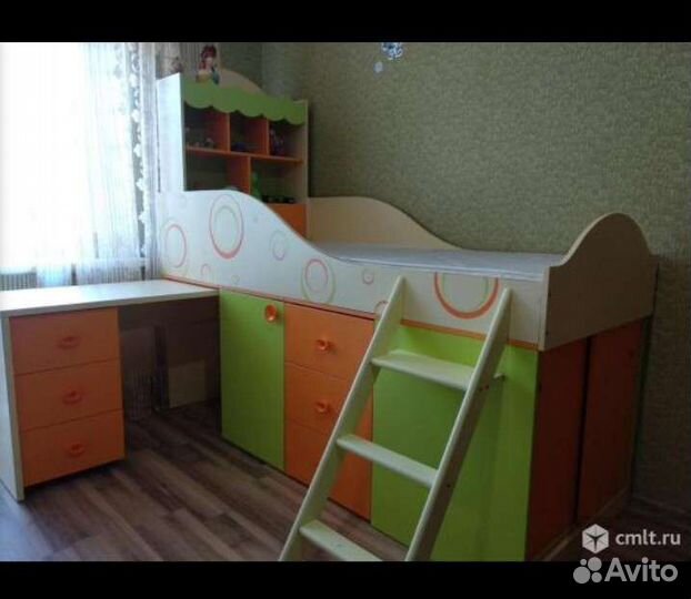Детская кровать чердак со столом