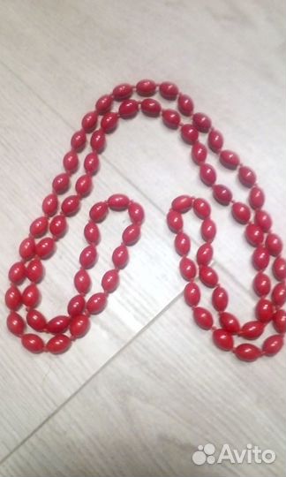 Ожерелье из кораллов Египет