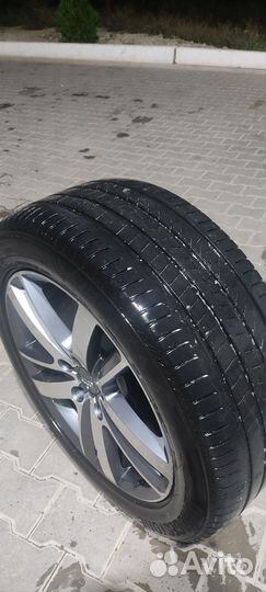 Bridgestone Alenza 001 265/50 R20 200C