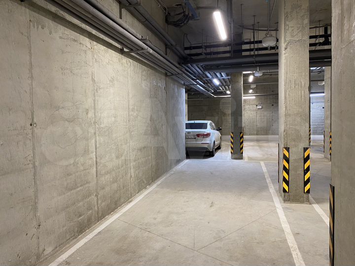Машиноместо, 23 м²