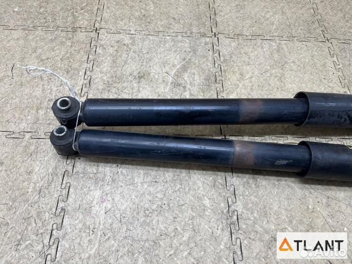 Амортизатор задний mazda premacy