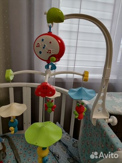 Мобиль на детскую кроватку