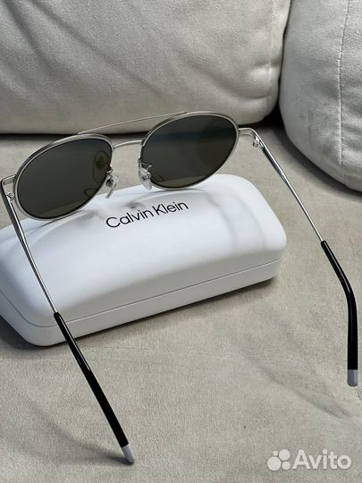 Солнцезащитные очки новые