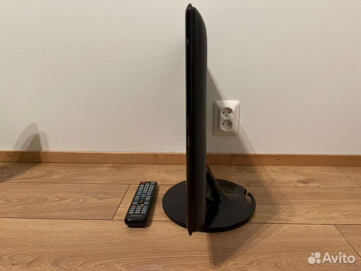 Телевизор LED Samsung 23'