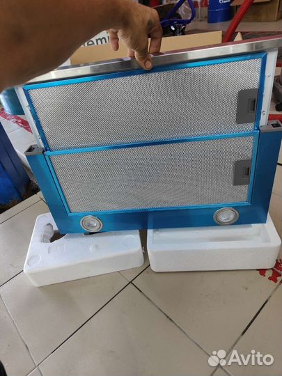 Вытяжка для кухни новая