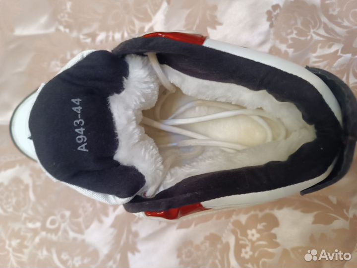 Мужские зимние кроссовки с мехом