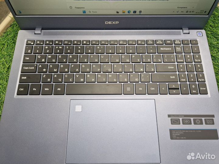 Ноутбук Dexp Atlas m15-i3w300