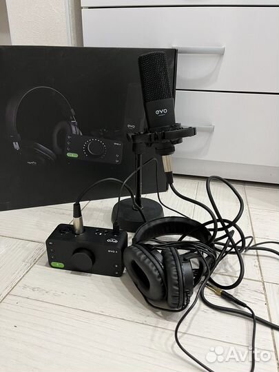 Микрофон со звуковой картой audient Evo 4