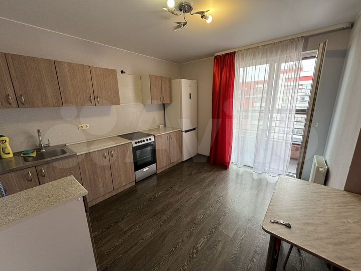 2-к. квартира, 60 м², 15/18 эт.