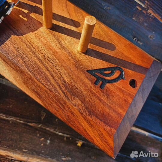 Ключница настенная из дерева Платан