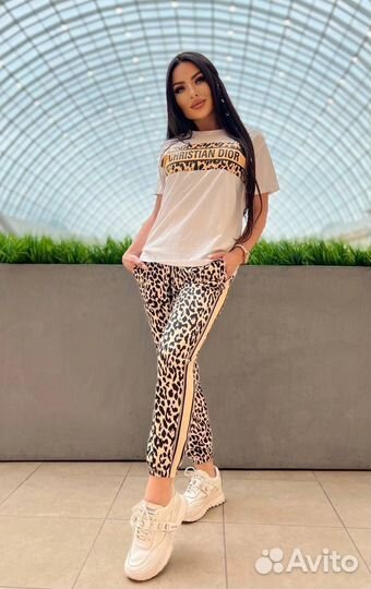 Спортивный костюм новый