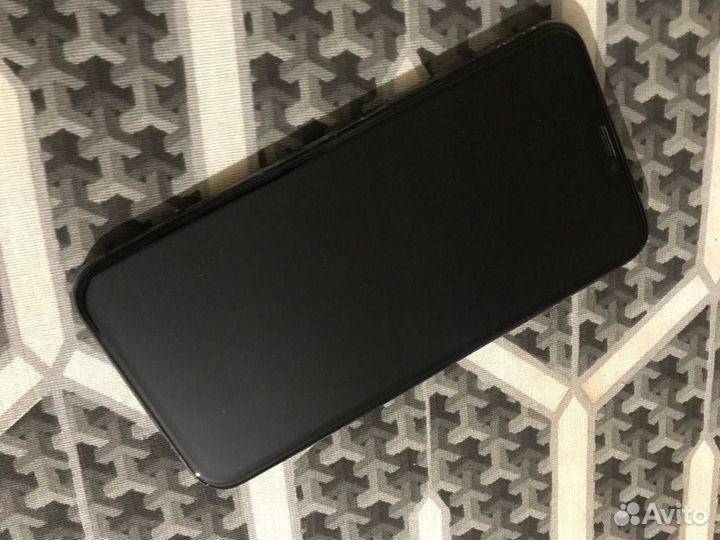 iPhone X, 64 ГБ